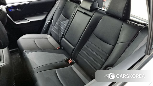 Toyota RAV4 5th Generation 2021 Белый из Кореи, фото 6