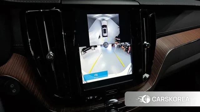 Volvo XC60 second Generation 2024 Белый из Кореи, фото 6