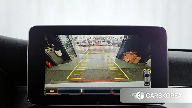 Mercedes-Benz C-Class W205 2018 Белый из Кореи, фото 6