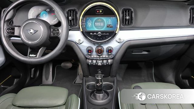 Mini Cooper Countryman 2022 Светло-серебряный цвет из Кореи, фото 6