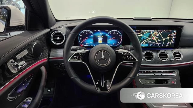 Mercedes-Benz E-Class W213 2023 Белый из Кореи, фото 6