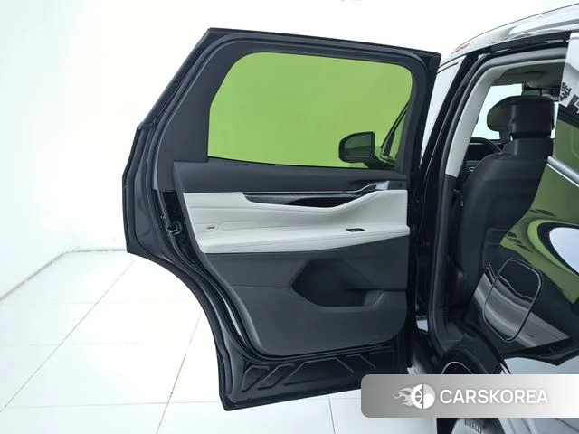 Ford Sharp World 2024 Черный из Китая, фото 6