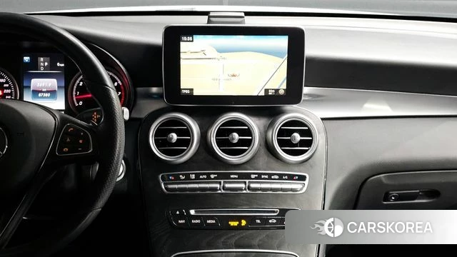 Mercedes-Benz GLC-Class X253 2019 Белый из Кореи, фото 6