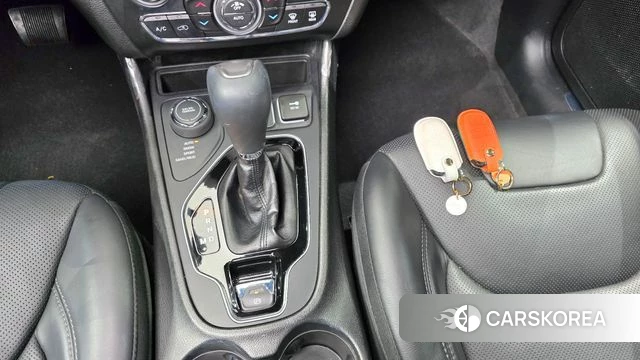 Jeep Cherokee (KL) 2021 Белый из Кореи, фото 6