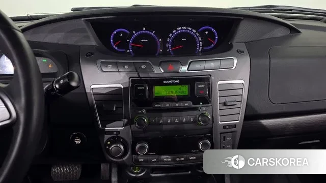 Ssangyong Korando Turismo 2018 Белый из Кореи, фото 6