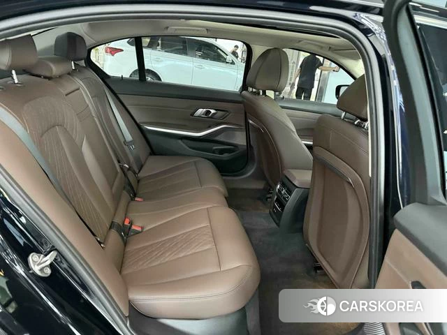 BMW 3 series 2022 Черный из Китая, фото 6