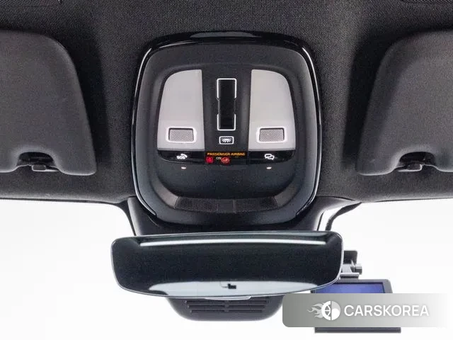 Volvo XC40 Richards 2024 Белый из Кореи, фото 6