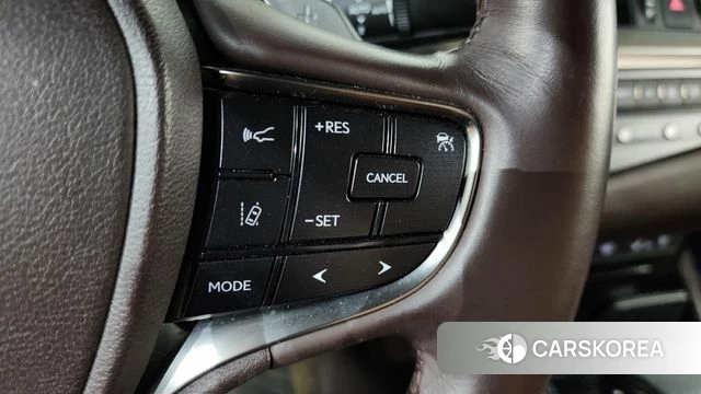 Lexus ES300h 7th generation 2019 Песочный из Кореи, фото 6