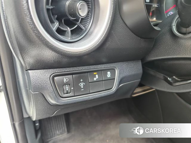 Kia The New K3 2nd generation 2022 Белый из Кореи, фото 6