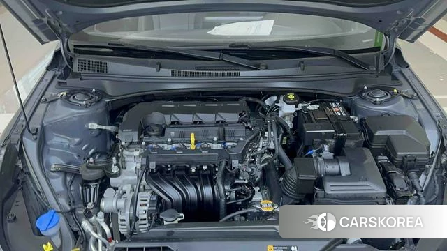 Hyundai Elantra 2023 Темно-серый из Китая, фото 6