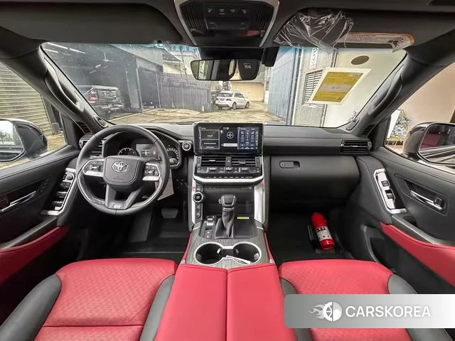 Toyota Land Cruiser (imported) 2023 Черный из Китая, фото 6