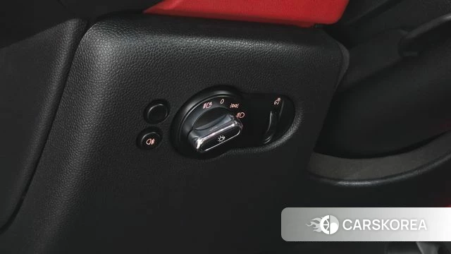 Mini Cooper S 2021 Красный из Кореи, фото 6