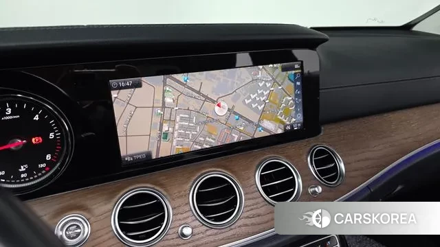 Mercedes-Benz E-Class W213 2019 Белый из Кореи, фото 6