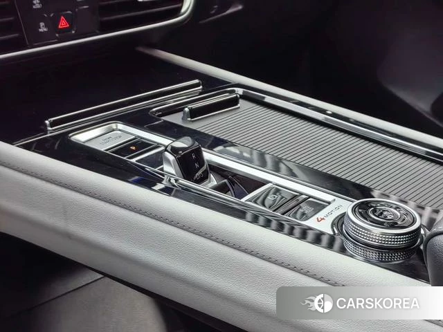 Volkswagen Tourang 2024 Черный из Китая, фото 6