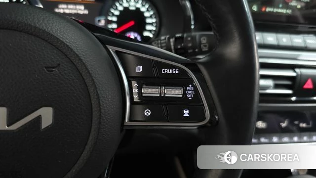 Kia Seltos 2022 Белый из Кореи, фото 6