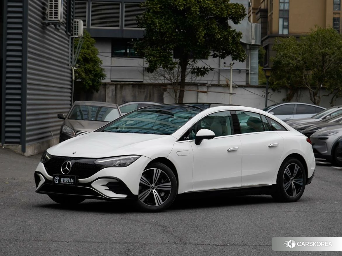 Mercedes-Benz EQE 2024 Белый из Китая, фото 6