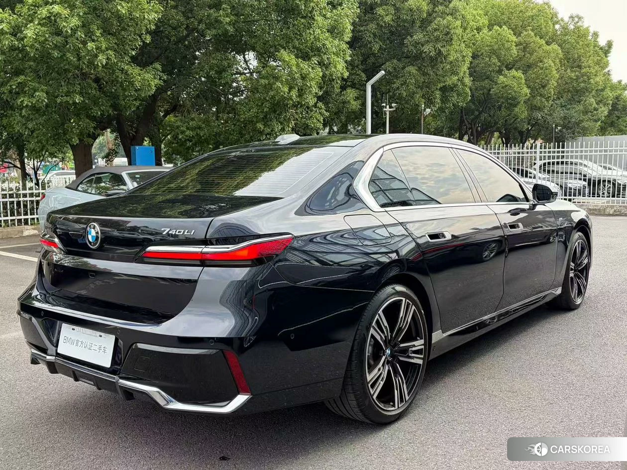 BMW 7 series 2022 Черный из Китая, фото 6