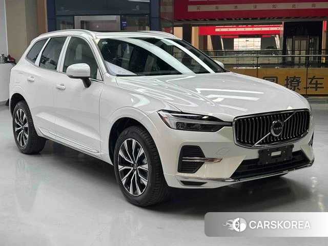 Volvo XC60 2025 Белый из Китая, фото 6
