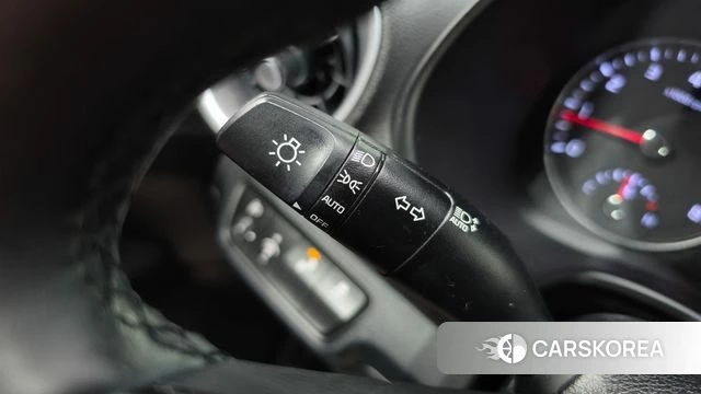 Kia The New K3 2nd generation 2021 Белый из Кореи, фото 6