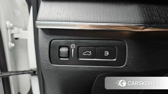 Volvo XC90 second Generation 2021 Белый из Кореи, фото 6