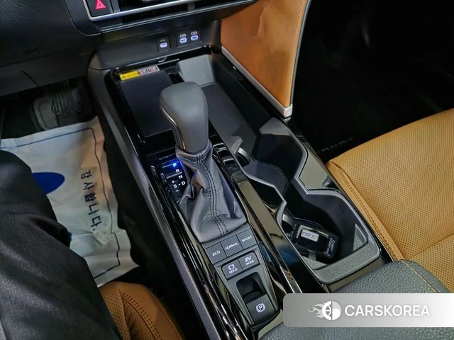 Toyota Camry (XV80) 2025 Серый из Кореи, фото 6