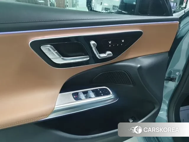 Mercedes-Benz E-Class W214 2025 Серебряный из Кореи, фото 6