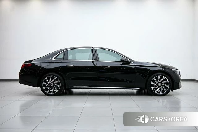 Mercedes-Benz E-class id 3983366 из Китая 6