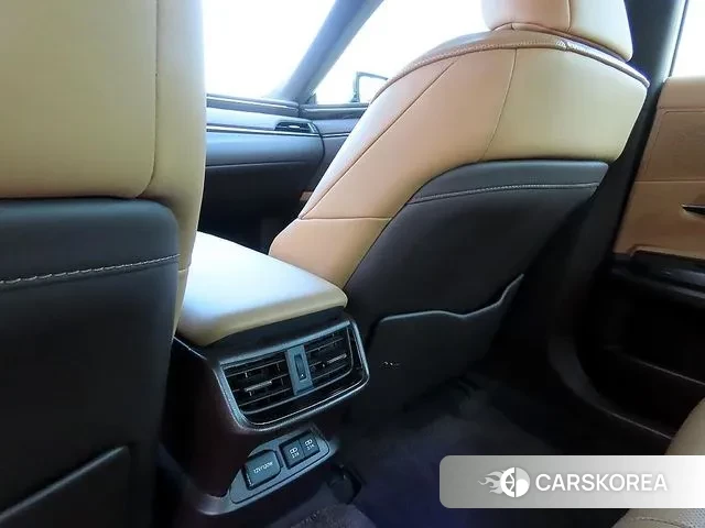 Lexus ES300h 7th generation 2018 Серебристо-серый из Кореи, фото 6