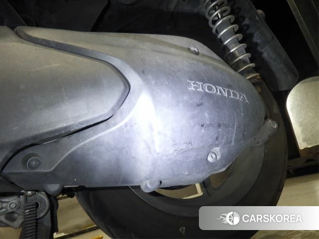 Honda FORZA Z id 3948294 из Японии 6