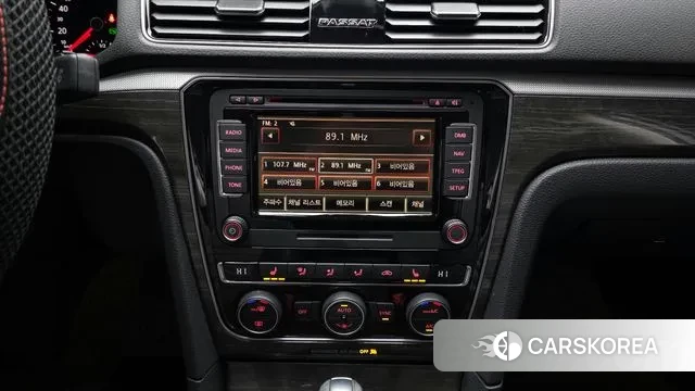 Volkswagen The New Passat 2018 Серебристо-серый из Кореи, фото 6