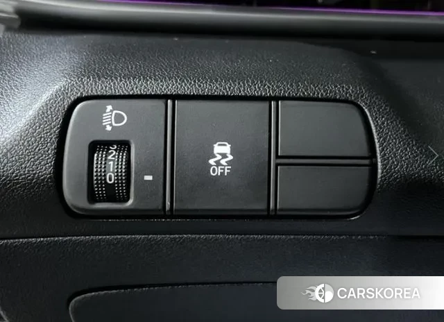 Hyundai The New Avante (CN7) 2023 Белый из Кореи, фото 6