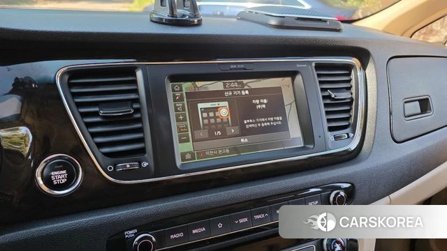 Kia The New Carnival 2019 Белый из Кореи, фото 6
