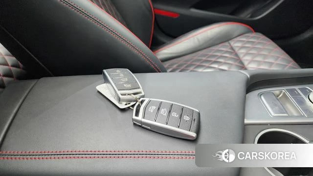 Genesis G70 2019 Красный из Кореи, фото 6