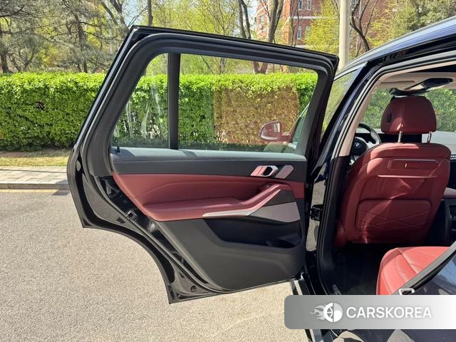 BMW X5 2025 Черный из Китая, фото 6
