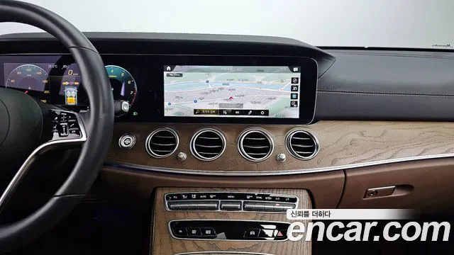 Mercedes-Benz E-Class W213 2022 Белый из Кореи, фото 6