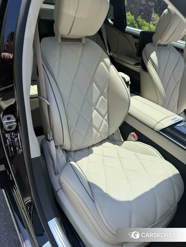 Mercedes-Benz Maybach S-class 2023 Черный из Китая, фото 6