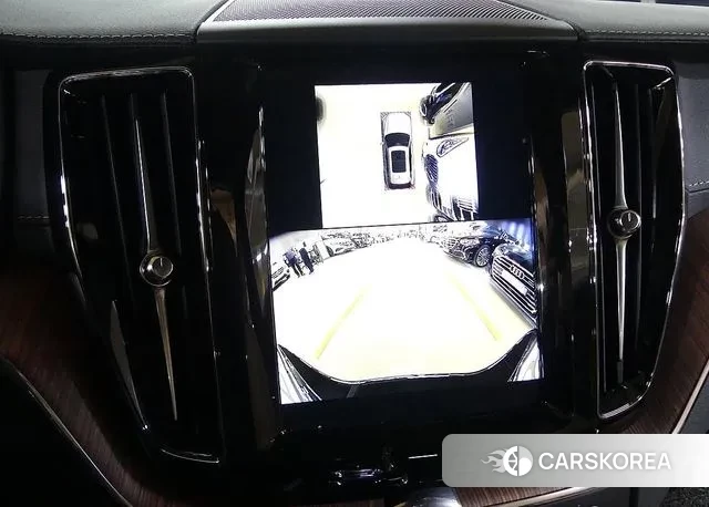 Volvo XC60 second Generation 2024 Черный из Кореи, фото 6