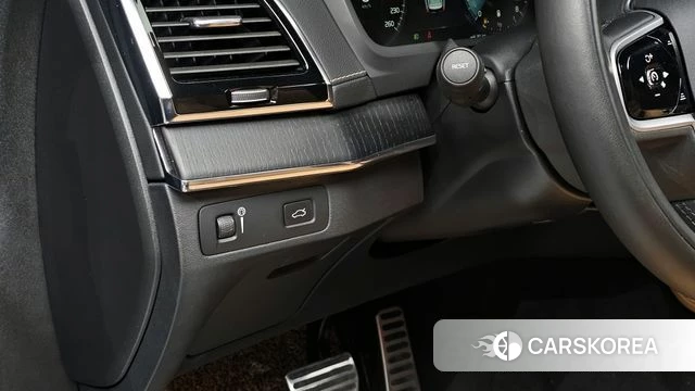 Volvo XC90 second Generation 2021 Черный из Кореи, фото 6