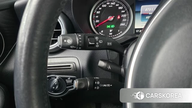 Mercedes-Benz GLC-Class X253 2019 Белый из Кореи, фото 6