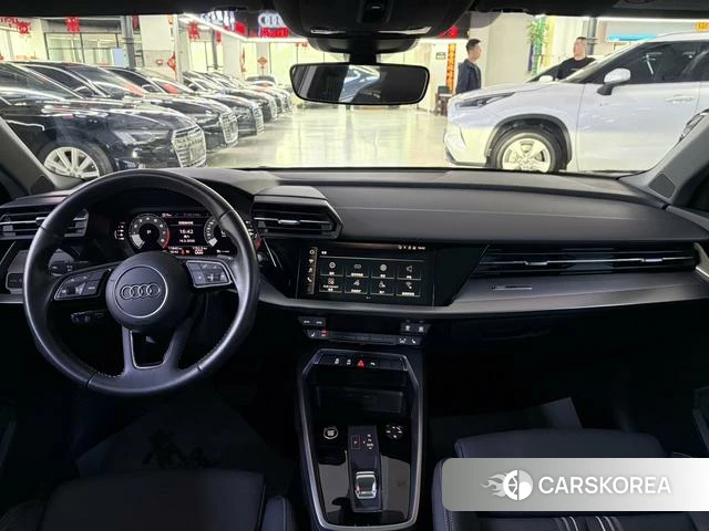Audi A3 2022 Темно-серый из Китая, фото 6