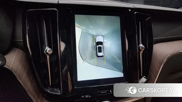 Volvo XC60 second Generation 2022 Белый из Кореи, фото 6