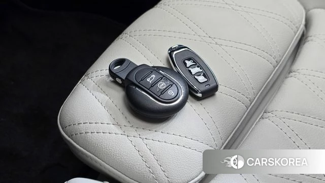 Mini Cooper S 2022 Жемчужный цвет из Кореи, фото 6