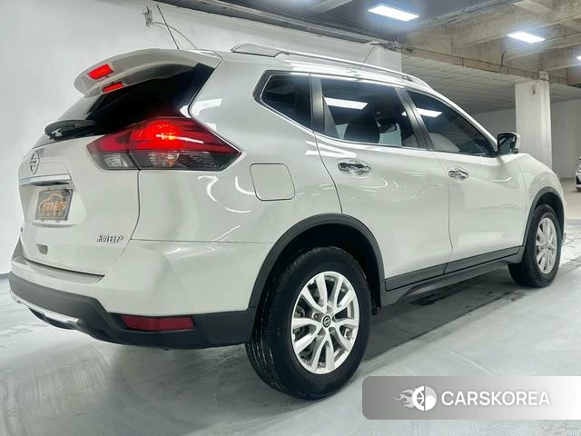 Nissan Qijun 2021 Белый из Китая, фото 6