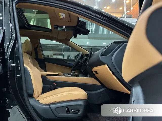 Lexus NX350h Second generation 2023 Черный из Кореи, фото 6