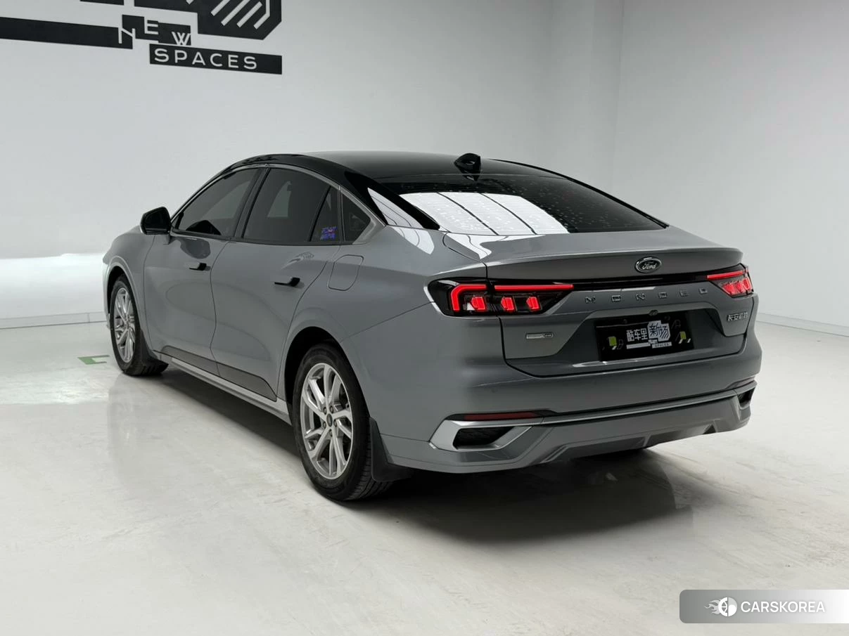 Ford Mondeo 2022 Темно-серый из Китая, фото 6