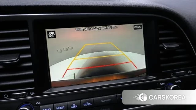 Hyundai Avante AD 2018 Серебристо-серый из Кореи, фото 6