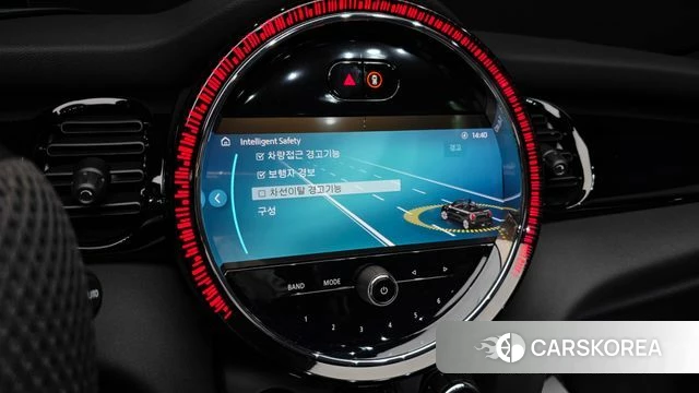 Mini Cooper Convertible 2024 Белый из Кореи, фото 6