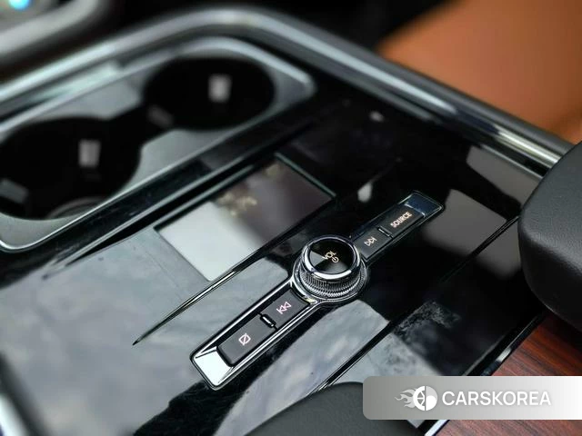 Lincoln Navigator 2023 Черный из Китая, фото 6