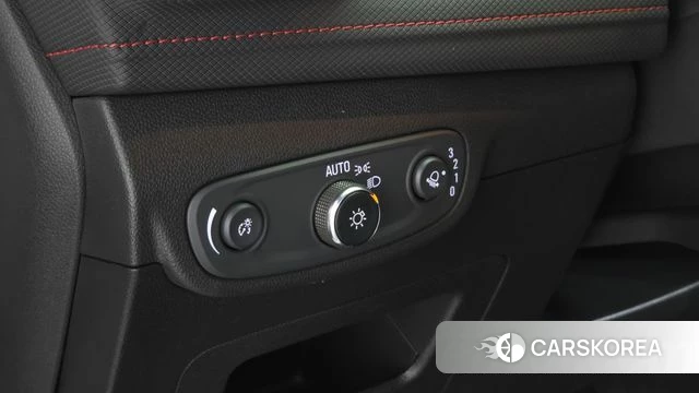 Chevrolet (GM Daewoo) The New Trail Blazer 2023 Белый из Кореи, фото 6