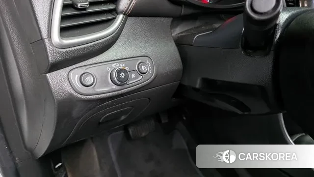 Chevrolet (GM Daewoo) The New Trax 2021 Белый из Кореи, фото 6